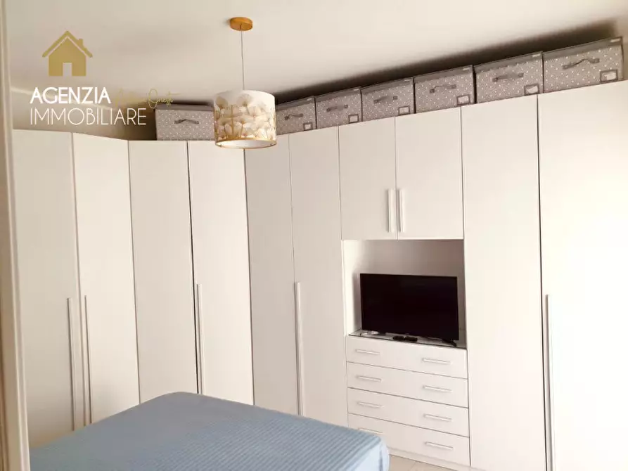 Immagine 26 di Appartamento in vendita  in via sestio calvino a Roma