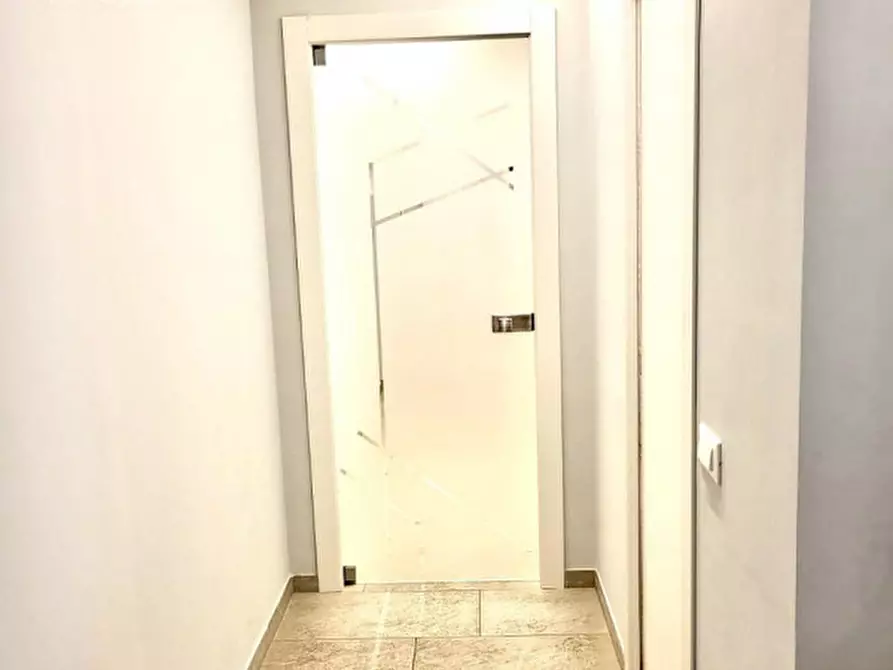 Immagine 31 di Appartamento in vendita  in via sestio calvino a Roma