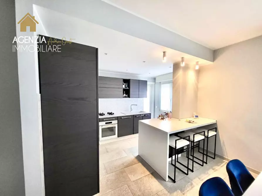 Immagine 37 di Appartamento in vendita  in via sestio calvino a Roma