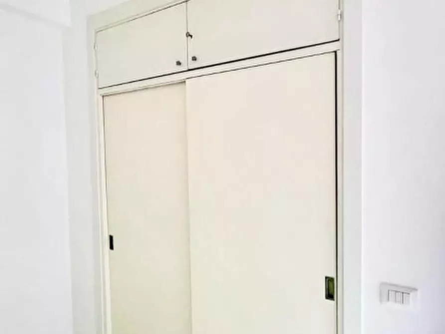 Immagine 41 di Appartamento in vendita  in via sestio calvino a Roma