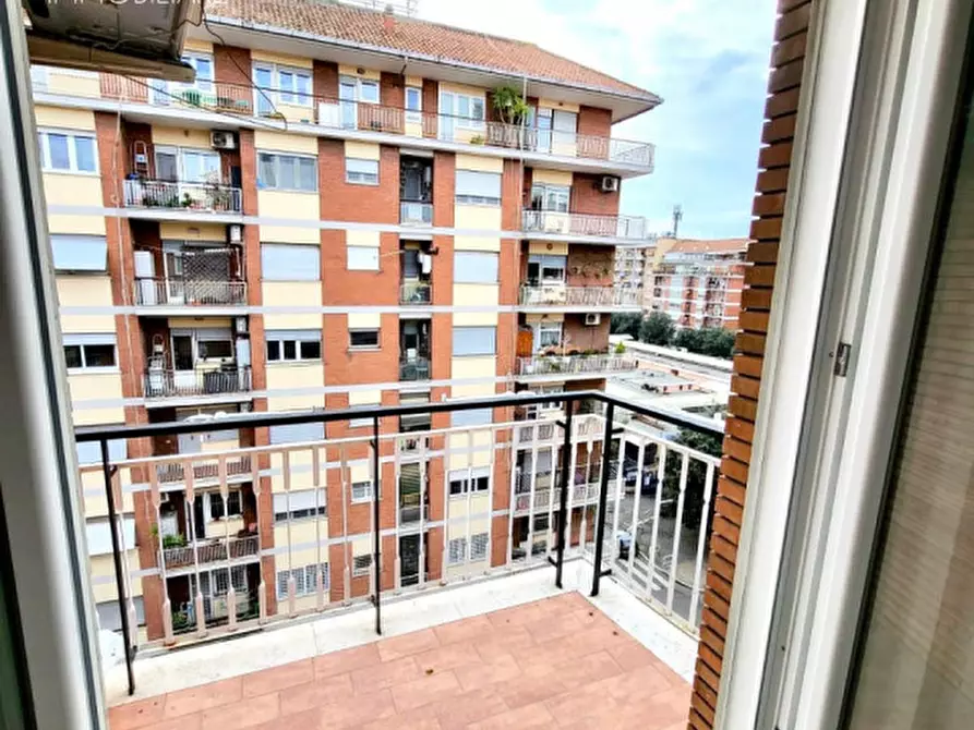 Immagine 43 di Appartamento in vendita  in via sestio calvino a Roma