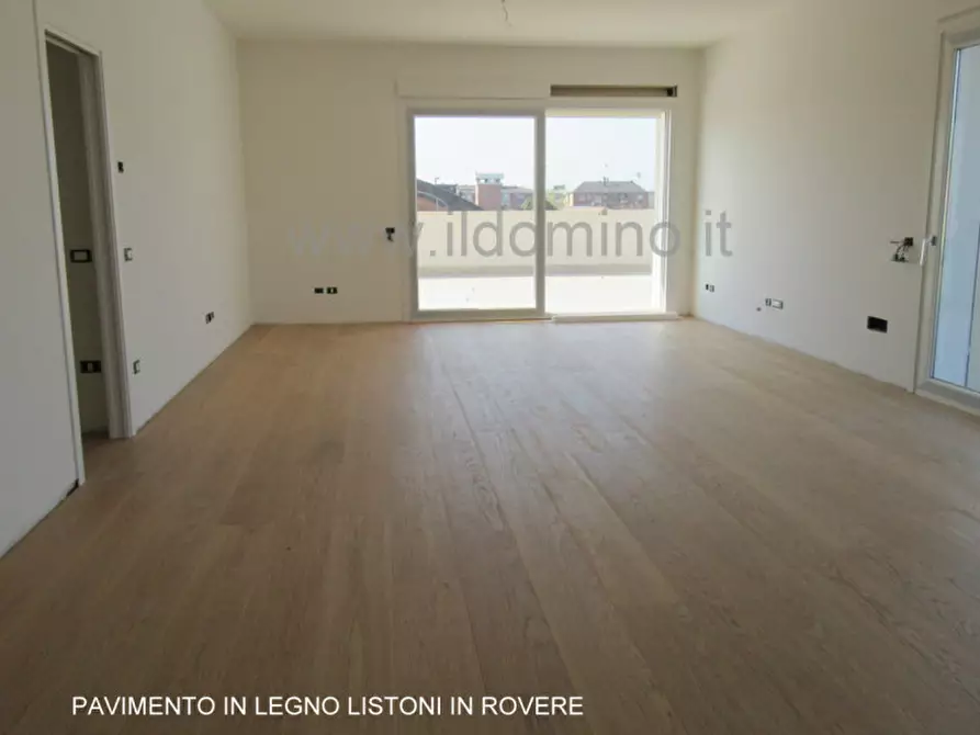 Immagine 34 di Appartamento in vendita  in Via dei Savonarola a Padova