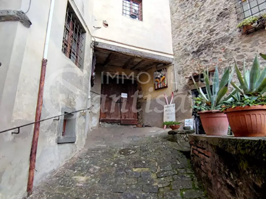 Immagine 19 di Palazzo in vendita  in piazza Tanucci a Pratovecchio Stia