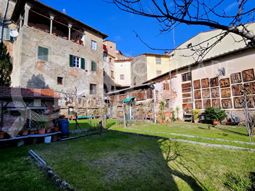 Immagine 37 di Palazzo in vendita  in piazza Tanucci a Pratovecchio Stia