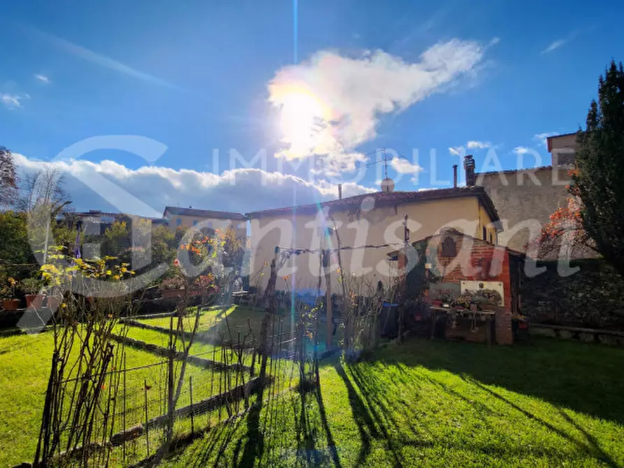 Immagine 38 di Palazzo in vendita  in piazza Tanucci a Pratovecchio Stia