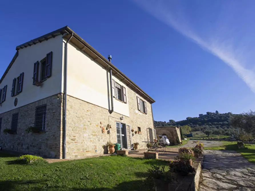 Immagine 1 di Rustico / casale in vendita  in Frazione Castelvieto 40 a Corciano