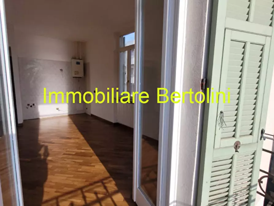 Immagine 6 di Appartamento in vendita  in Via Vittorio Emanuele a Bordighera