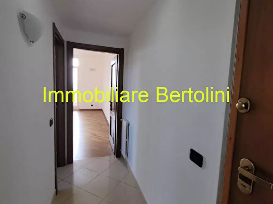 Immagine 7 di Appartamento in vendita  in Via Vittorio Emanuele a Bordighera