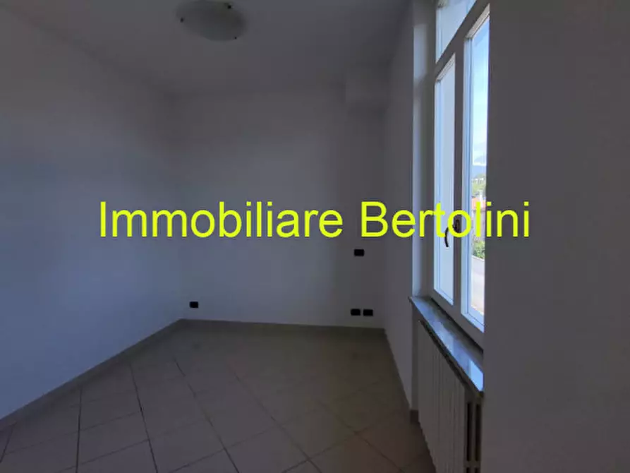 Immagine 10 di Appartamento in vendita  in Via Vittorio Emanuele a Bordighera