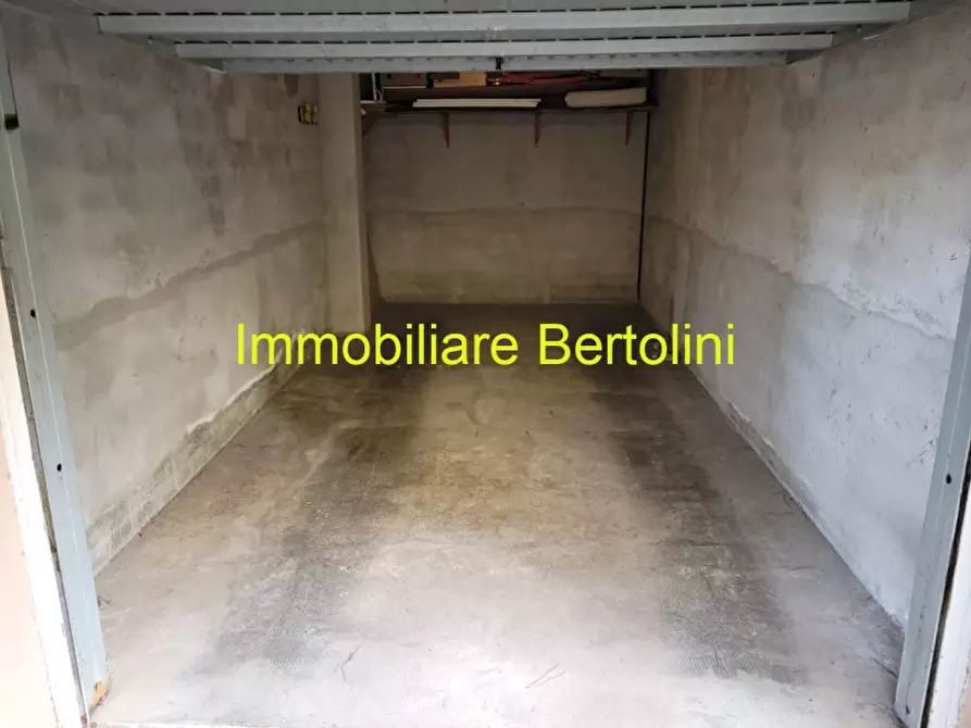 Immagine 14 di Appartamento in vendita  in Via Vittorio Emanuele a Bordighera