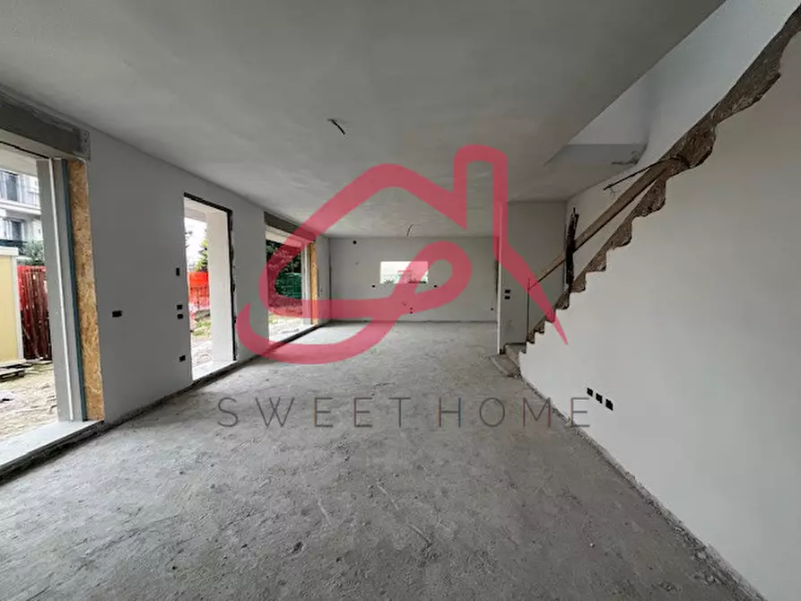 Immagine 4 di Casa bifamiliare in vendita  in via fratelli rosselli  limena a Limena