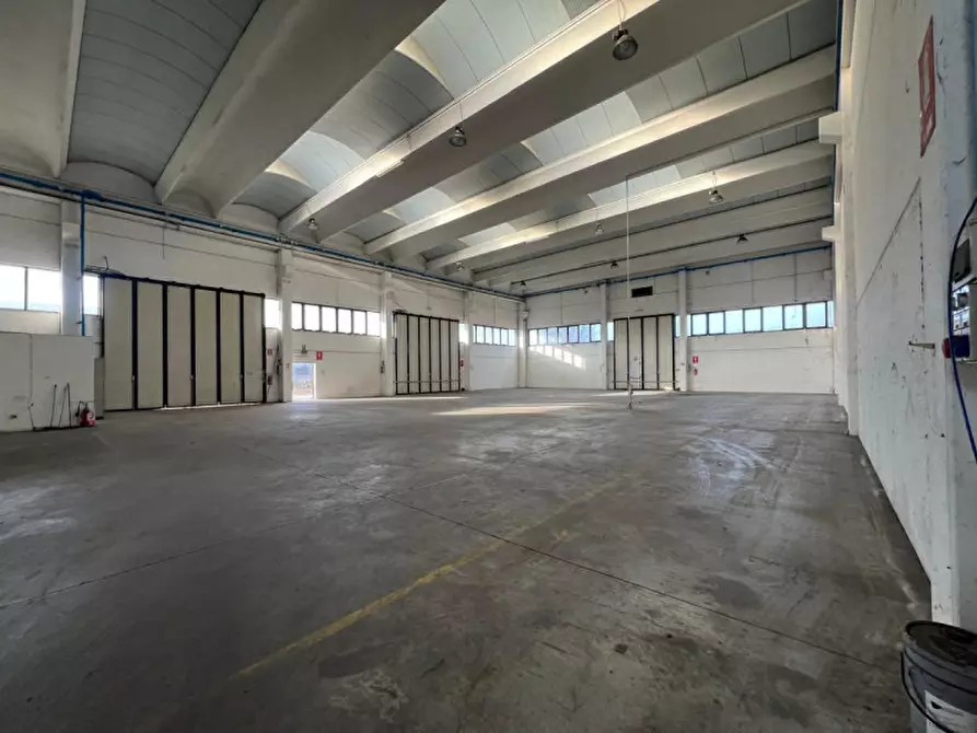 Immagine 2 di Capannone industriale in affitto  in Corso Venezia, 1 a San Bonifacio