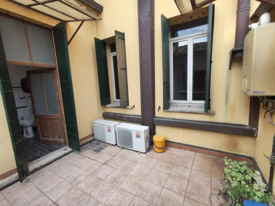 Immagine 1 di Appartamento in vendita  in Via San Francesco 128 a Padova