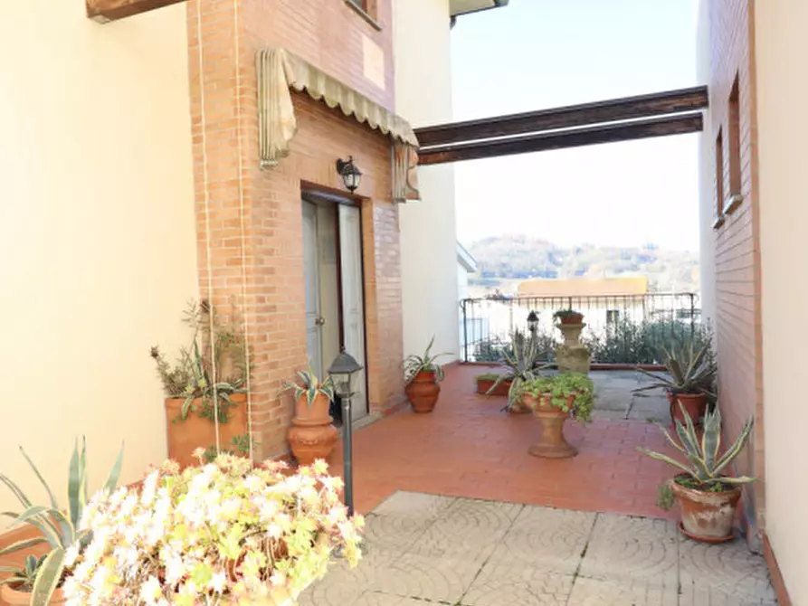 Immagine 23 di Casa bifamiliare in vendita  in via aretina a Montevarchi