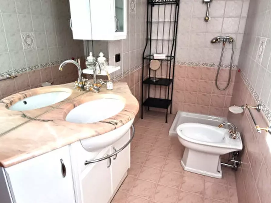 Immagine 13 di Casa indipendente in vendita  in Via Forzate a Selvazzano Dentro