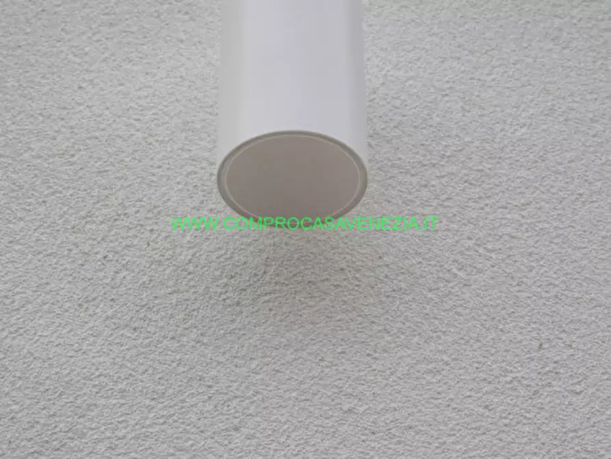 Immagine 23 di Villetta a schiera in vendita  in zelarino a Venezia