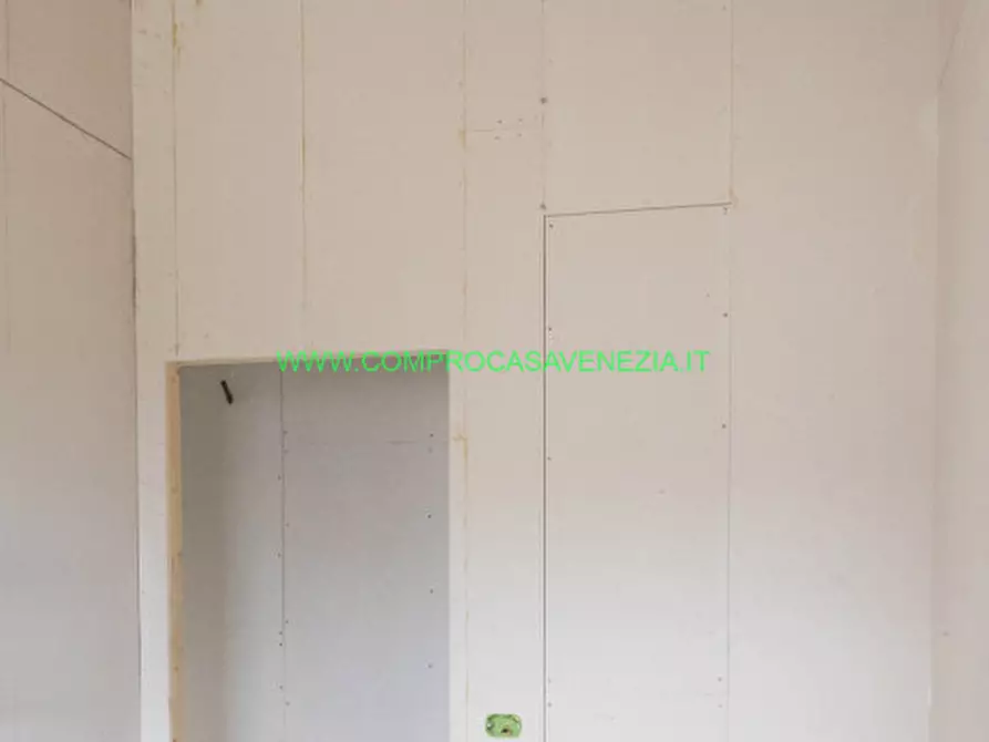 Immagine 44 di Villetta a schiera in vendita  in zelarino a Venezia