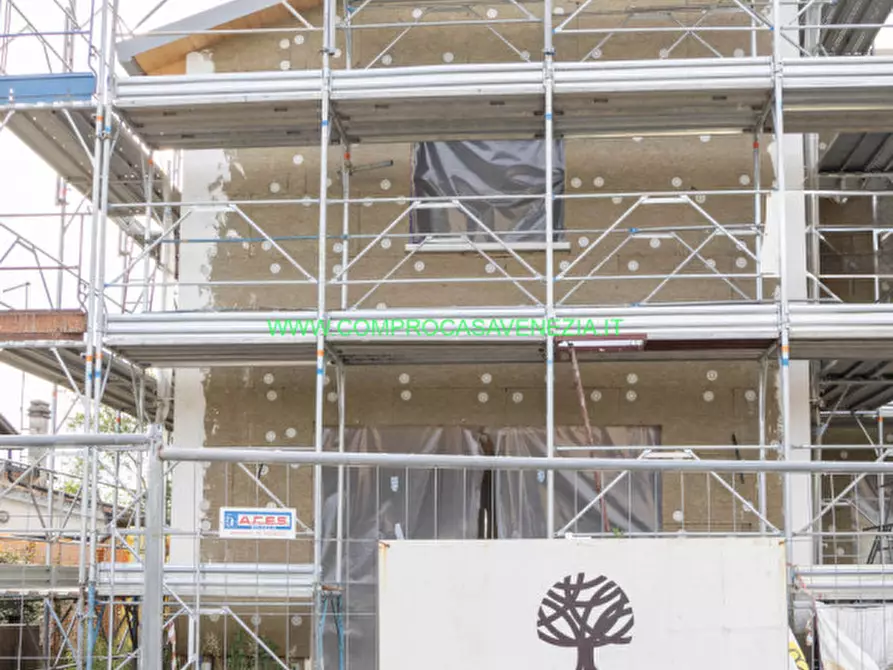 Immagine 63 di Villetta a schiera in vendita  in zelarino a Venezia