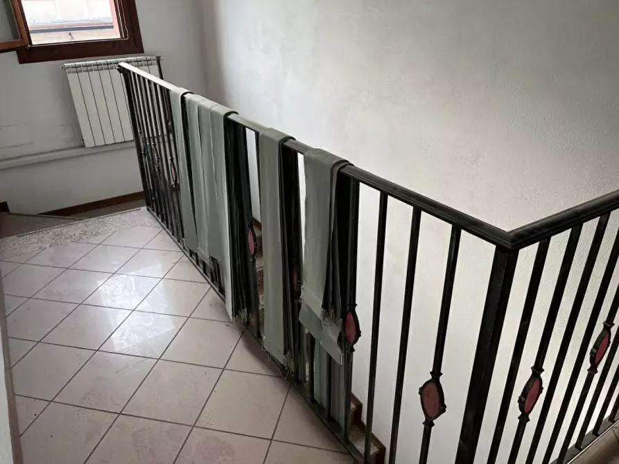 Immagine 6 di Palazzo in vendita  a Padova