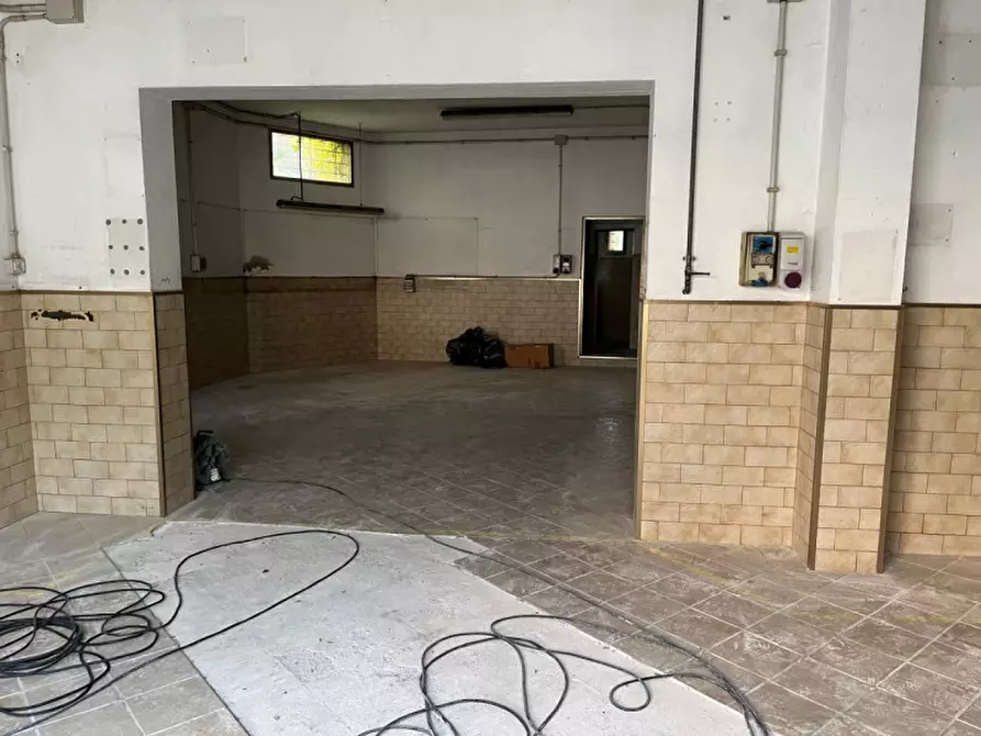 Immagine 10 di Palazzo in vendita  a Padova