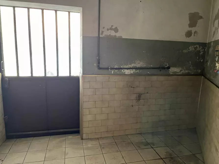 Immagine 11 di Palazzo in vendita  a Padova