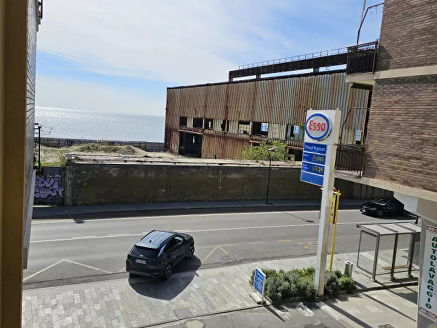 Immagine 11 di Appartamento in vendita  in Via Nizza a Savona