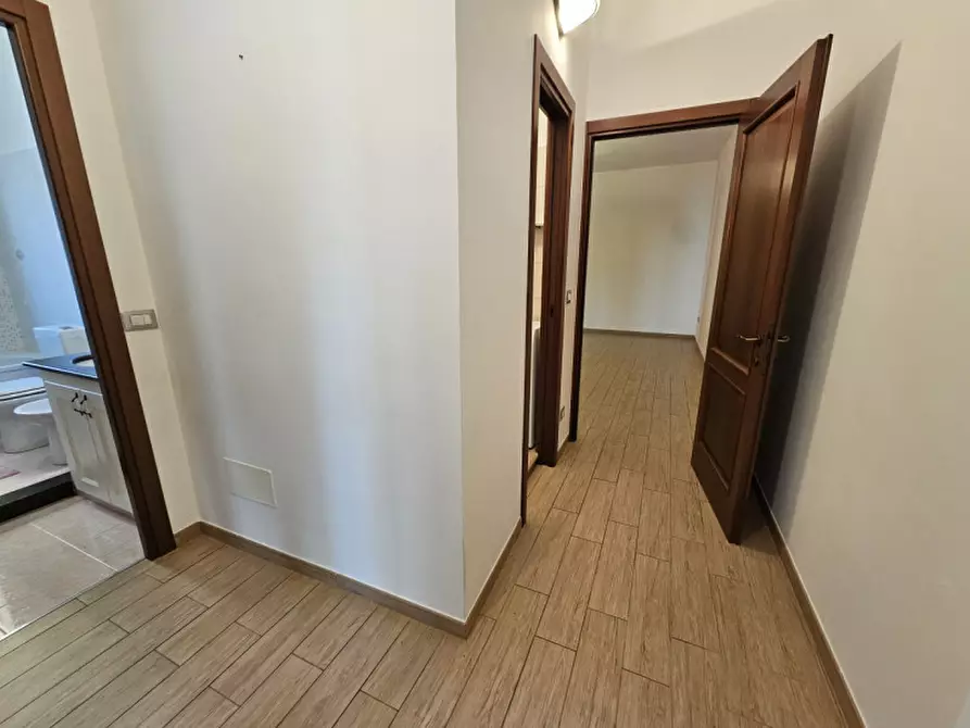 Immagine 12 di Appartamento in vendita  in Via Nizza a Savona