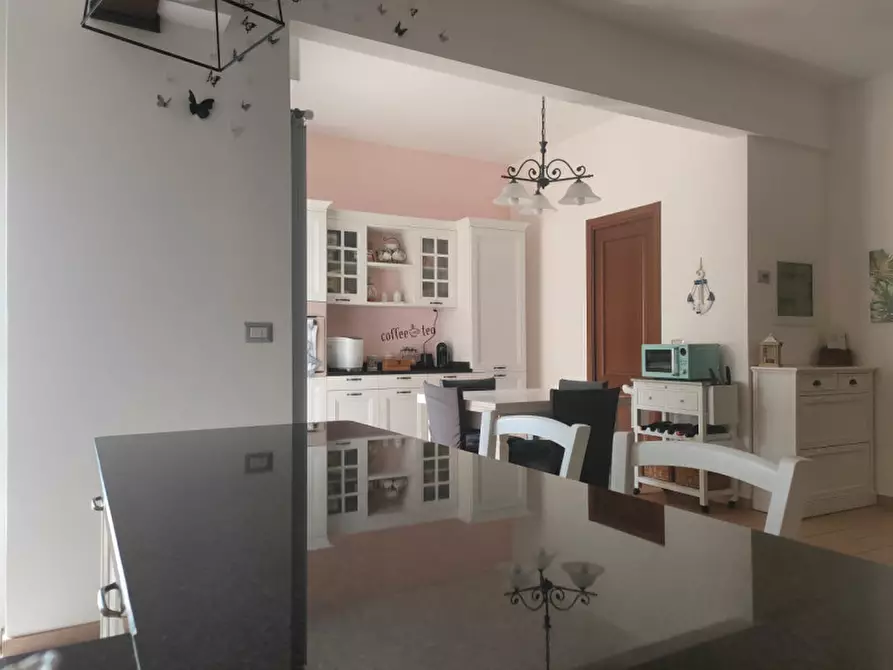 Immagine 16 di Appartamento in vendita  in Via Nizza a Savona