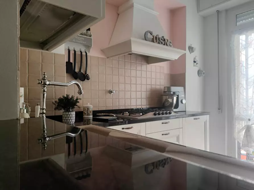 Immagine 17 di Appartamento in vendita  in Via Nizza a Savona