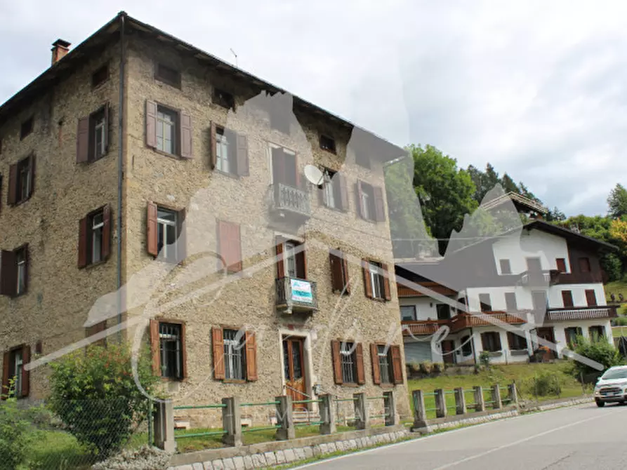 Immagine 1 di Casa indipendente in vendita  in Via Dell'occhiale a Domegge Di Cadore