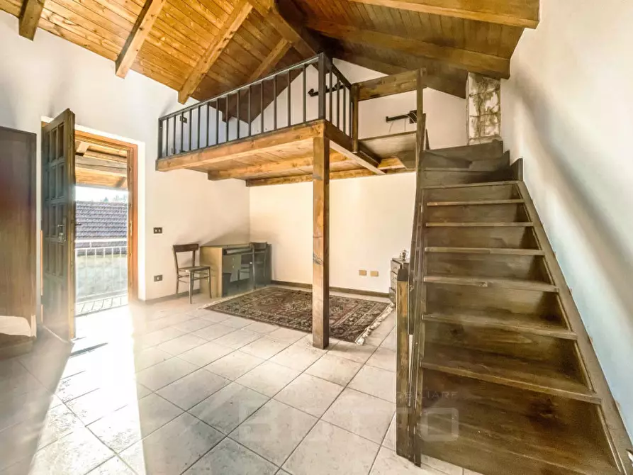 Immagine 4 di Villetta a schiera in vendita  in Via Caresana, 26 a Madonna Del Sasso