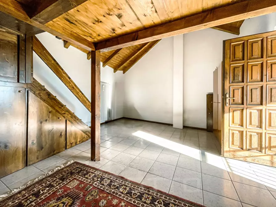 Immagine 5 di Villetta a schiera in vendita  in Via Caresana, 26 a Madonna Del Sasso