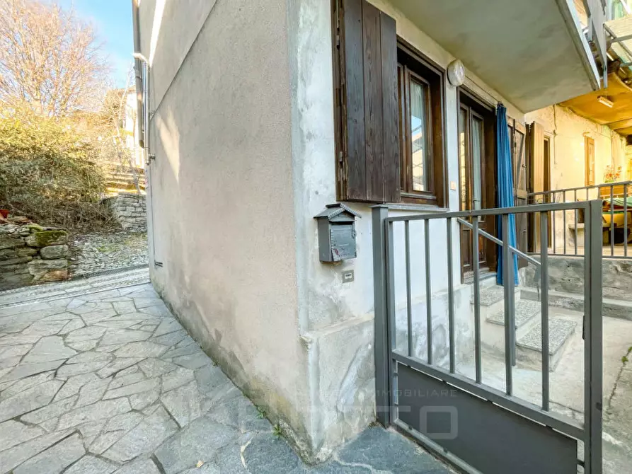 Immagine 15 di Villetta a schiera in vendita  in Via Caresana, 26 a Madonna Del Sasso