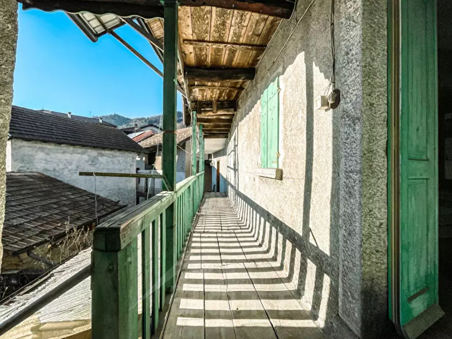 Immagine 19 di Villetta a schiera in vendita  in Via Caresana, 26 a Madonna Del Sasso