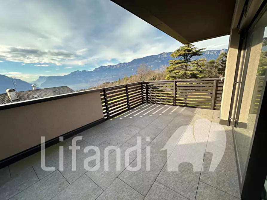 Immagine 5 di Appartamento in vendita  in Doladizza a Montagna .Montan.