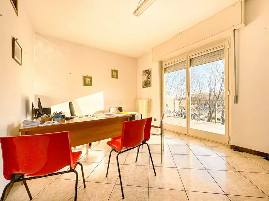 Immagine 7 di Palazzo in vendita  in Via Quarantadue Martiri a Verbania