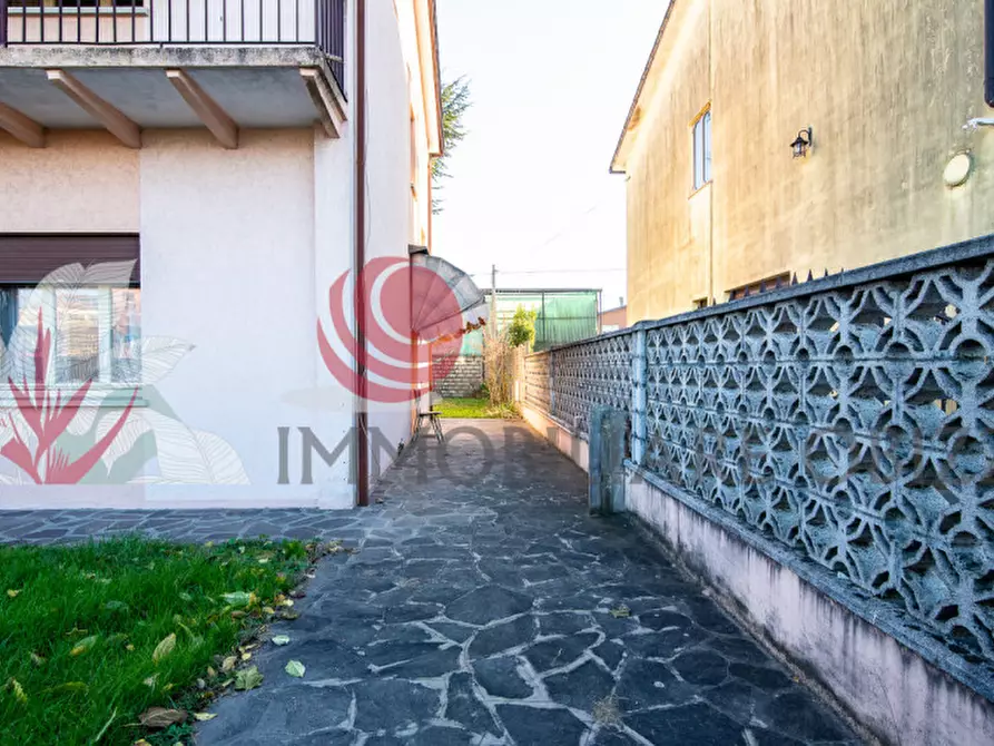 Immagine 17 di Casa indipendente in vendita  in Via Gazzo a Cartura