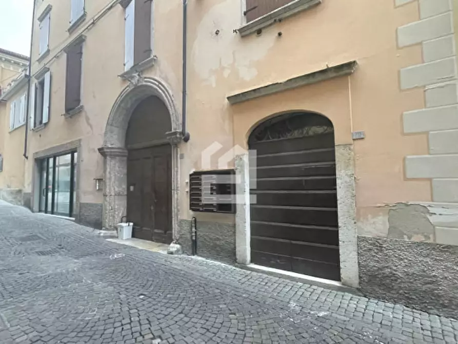 Immagine 1 di Appartamento in affitto  in Via Trento a Toscolano-Maderno