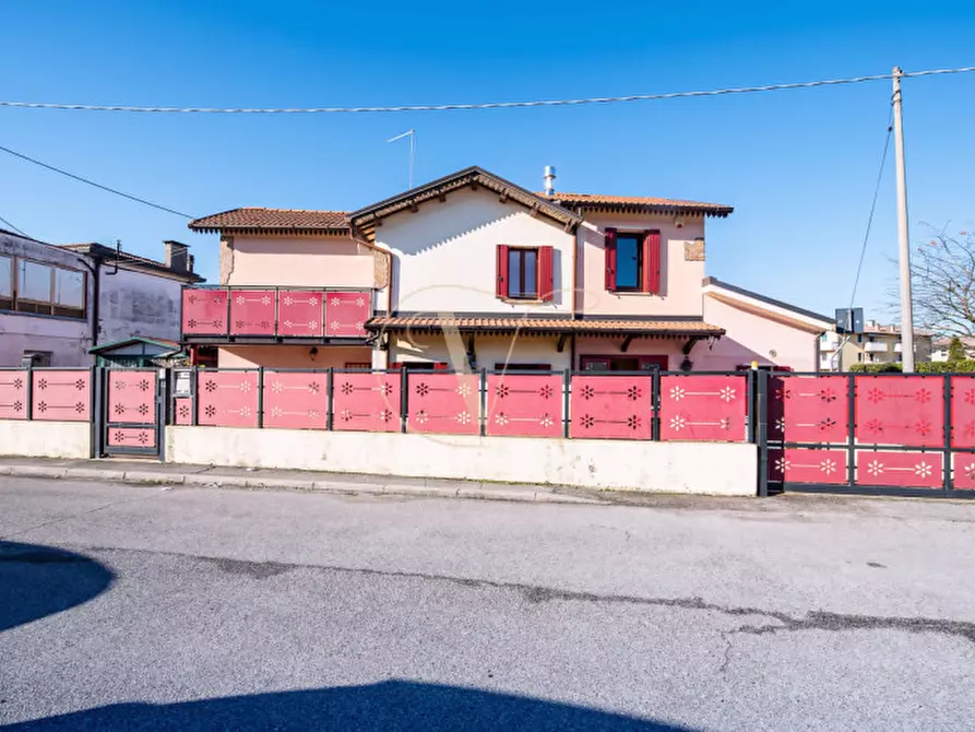 Immagine 25 di Casa indipendente in vendita  in Via dante 52 a Mestrino