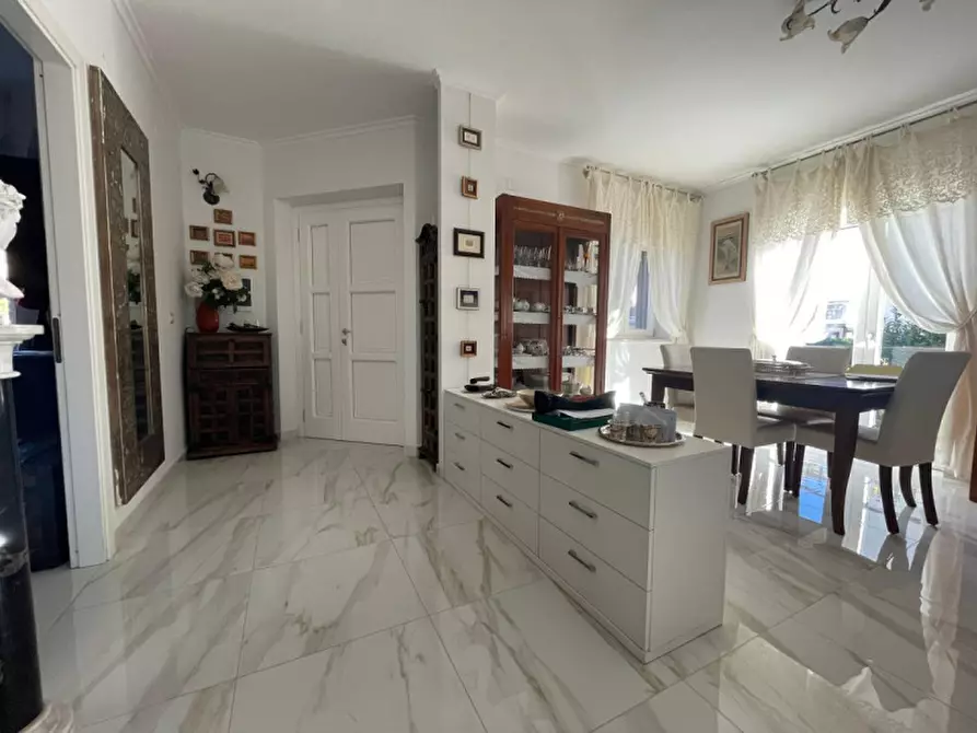 Immagine 10 di Villetta a schiera in vendita  in Via Pedali le Grotte a Marsicovetere