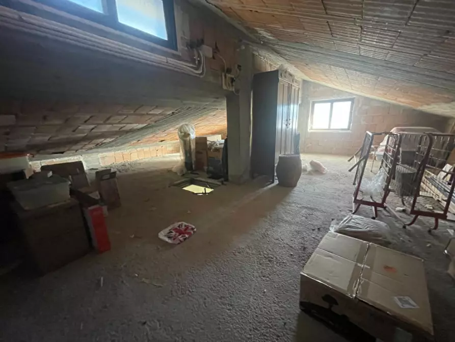 Immagine 38 di Villetta a schiera in vendita  in Via Pedali le Grotte a Marsicovetere