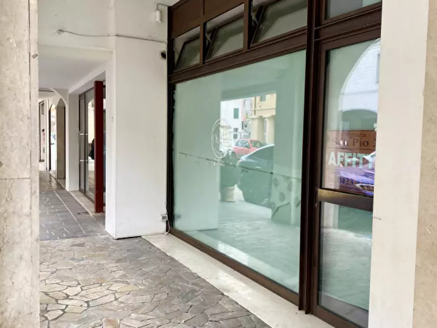 Immagine 4 di Negozio in affitto  in via F. M. Preti 20 a Castelfranco Veneto