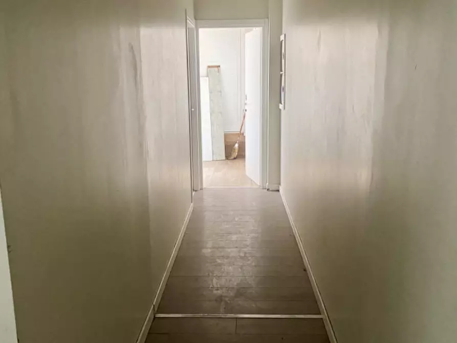 Immagine 8 di Negozio in affitto  in via F. M. Preti 20 a Castelfranco Veneto