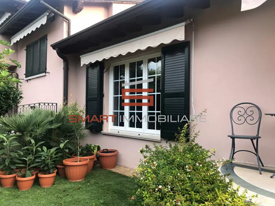 Immagine 4 di Villa in vendita  in Via Trainini a Brescia