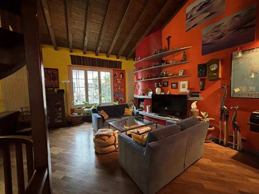 Immagine 5 di Villa in vendita  in Via Trainini a Brescia