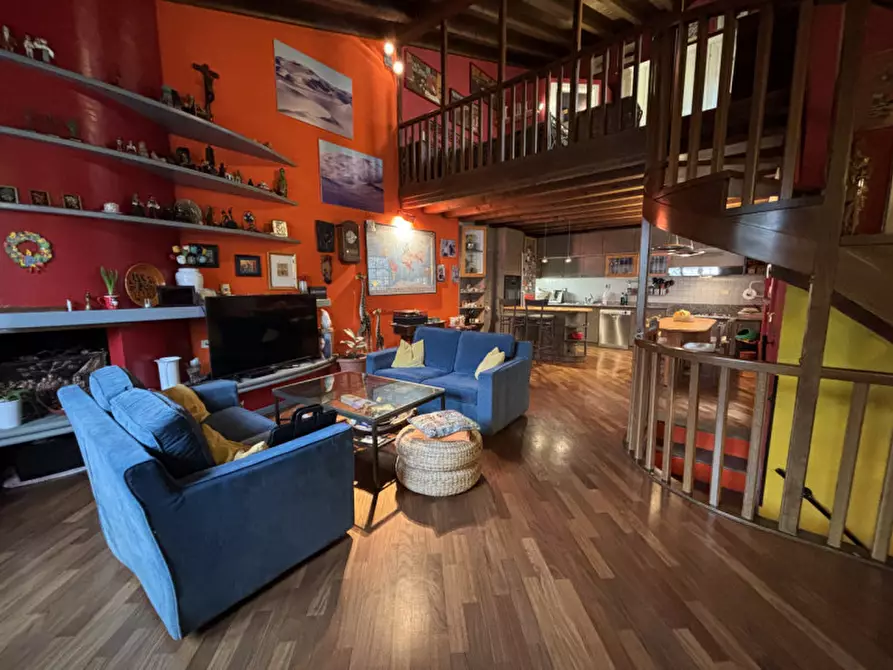 Immagine 6 di Villa in vendita  in Via Trainini a Brescia