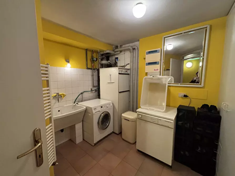 Immagine 21 di Villa in vendita  in Via Trainini a Brescia