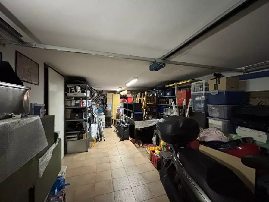 Immagine 27 di Villa in vendita  in Via Trainini a Brescia