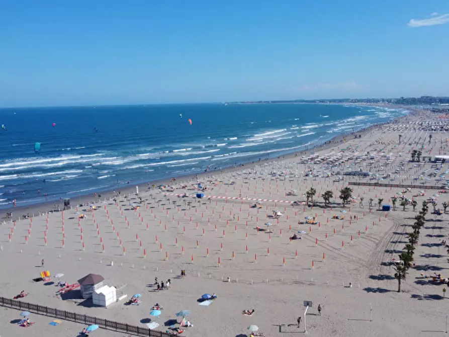 Immagine 1 di Attività commerciale in vendita  in Lungomare Adriatico a Chioggia