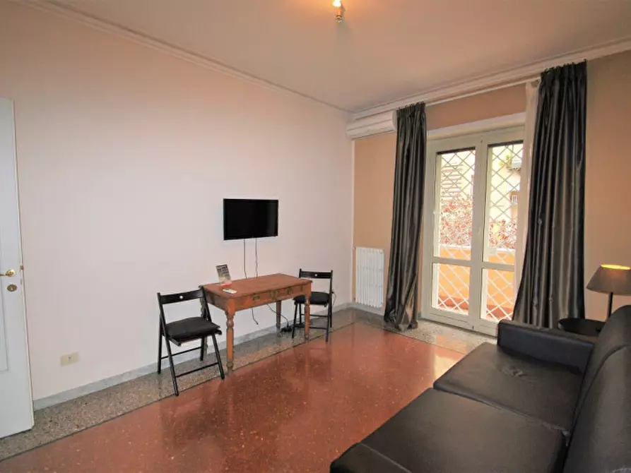 Immagine 3 di Appartamento in vendita  in Via Costantino Morin a Roma